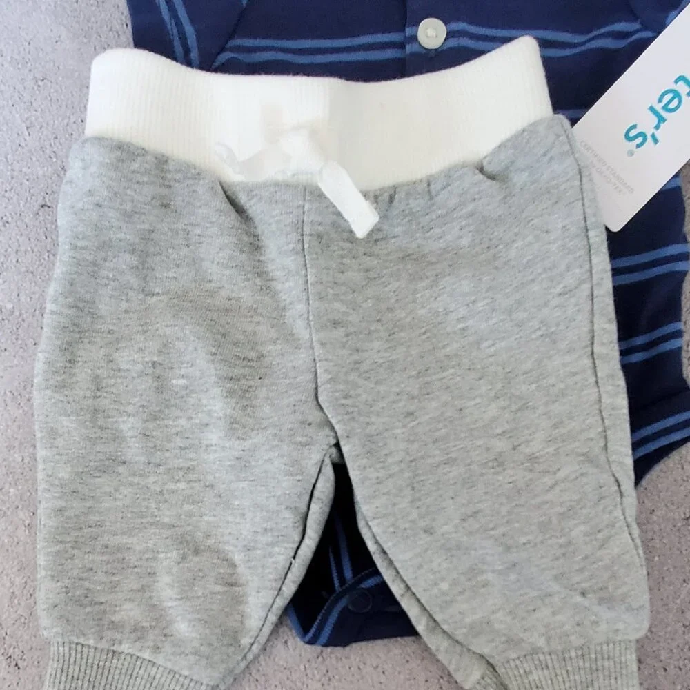 Carter's Baby Boy 2 piece Body Suit & Sweats  Size Newborn  New with Tags